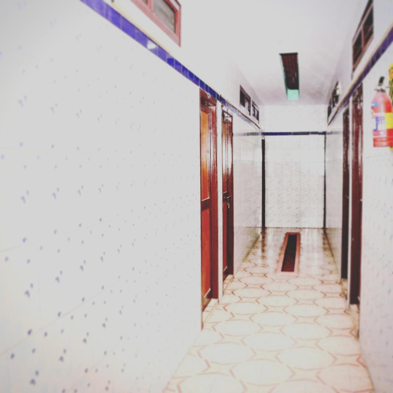 Inn Siu Mansion 2*